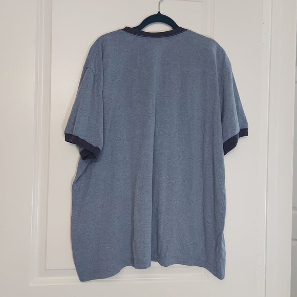 Adorable vintage Mickey mouse tshirt - Picture 3 of 10